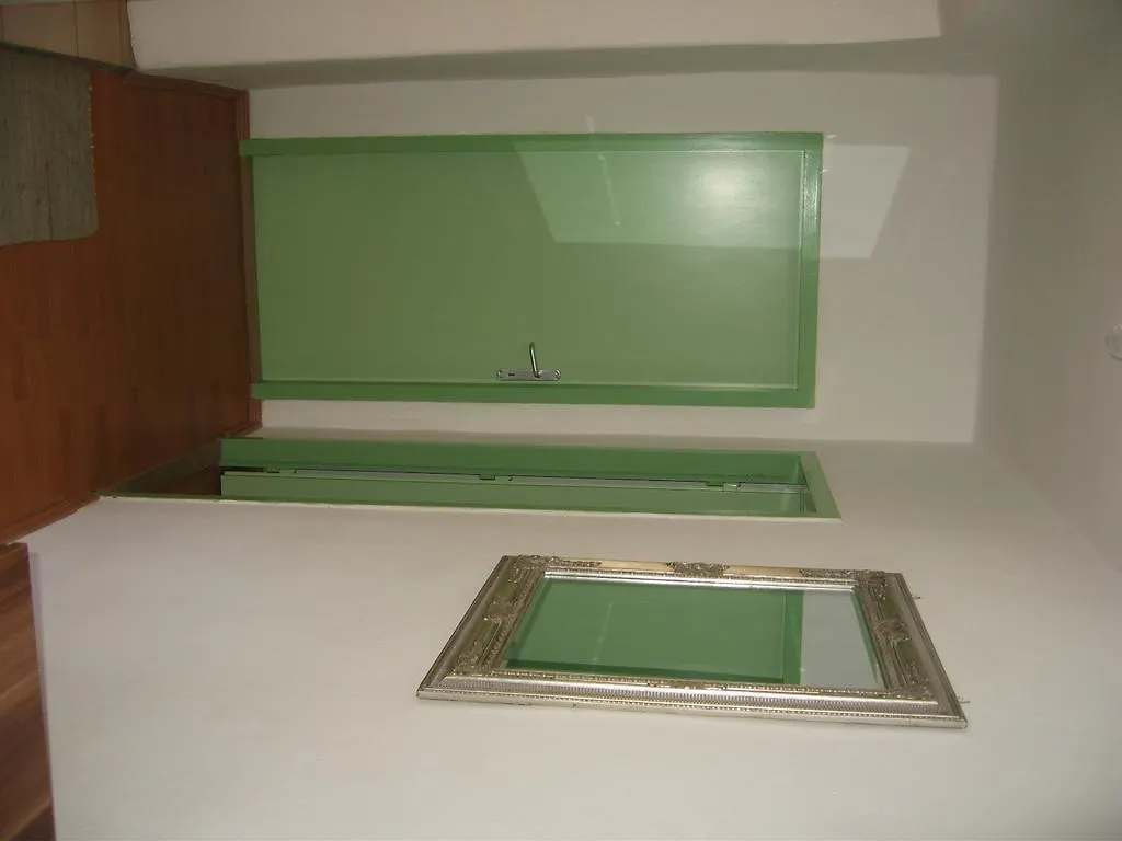 Nevera Apartments Pasman,Banj Banj