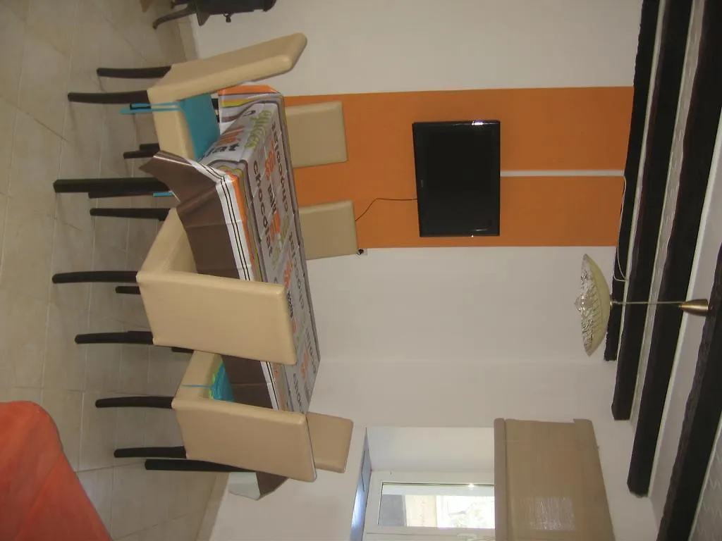 Nevera Apartments Pasman,Banj Banj